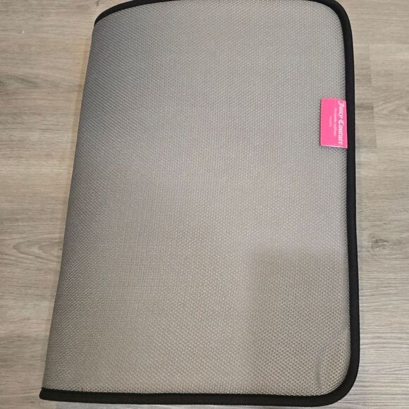 Juicy Couture Home Signature Logo Gold Leopard Memory Foam Bath Rug - Picture 6 of 6